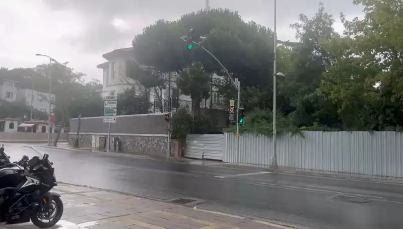 İstanbul'da Sağanak Yağışlar Şehri Nasıl Etkiliyor?