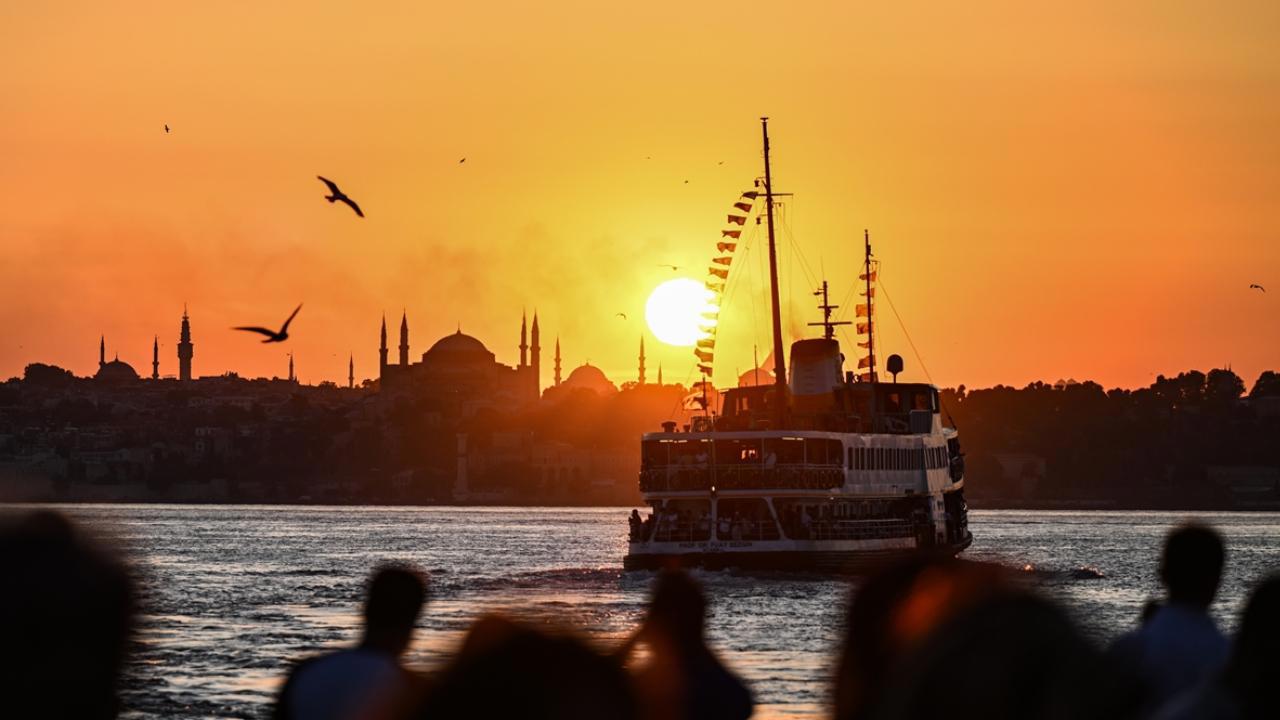 Türkiye Turizm Gelirinde Rekor Kırdı