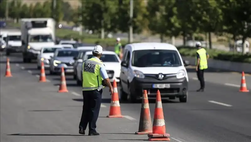İstanbul'da Flaş Olay: Konvoy Tüneli Kapatıp Eylem Yaptı!