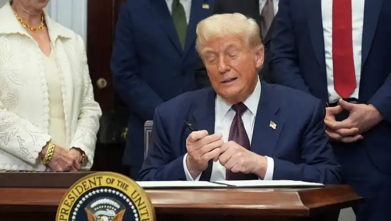 Trump, Beyaz Saray’da Lüks Yenileme İçin 200 Milyon Dolar Harcayacak