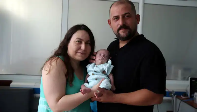800 Gram Doğdu, 4 Ay Yoğun Bakımda Kaldı: Beş Aylık Bebeğin Hayat Mücadelesi