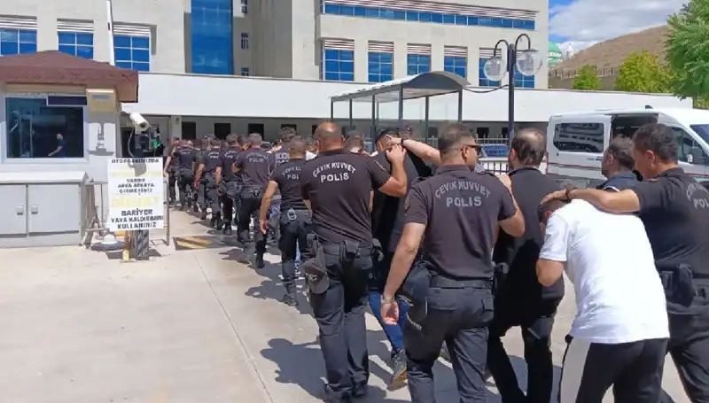 Ankara'da Tehdit ve Haraçla Suç İşleyen Çeteye Operasyon Düzenlendi