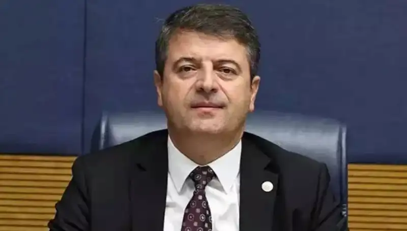 Adıyaman Belediye Başkanı Abdurrahman Tutdere, Görevine Dönmenin Mutluluğunu Yaşıyor