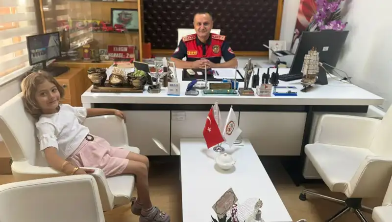 5 Yaşındaki Kahraman Aslı'nın Cesaretiyle Köyün Yangını Son Anda Engellendi