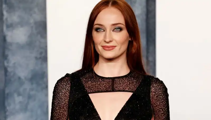 Game of Thrones Yıldızı Sophie Turner'ı Öfkelendiren O Yorum!